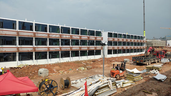 BOX SPACE Khách sạn container sang trọng 3 tầng, thuê cho sinh viên Căn hộ container với phòng tắm và đồ nội thất